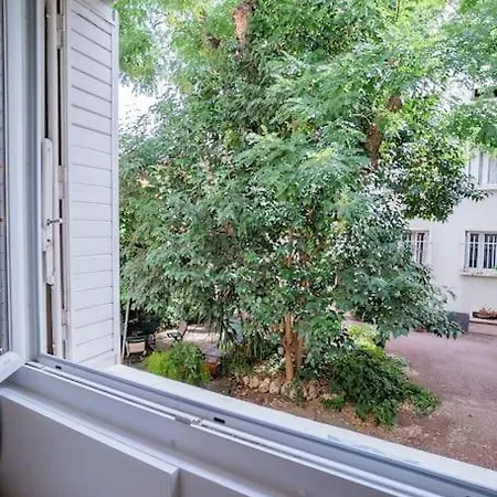 Apartment Le Contemporain, T1, Clim, Centre